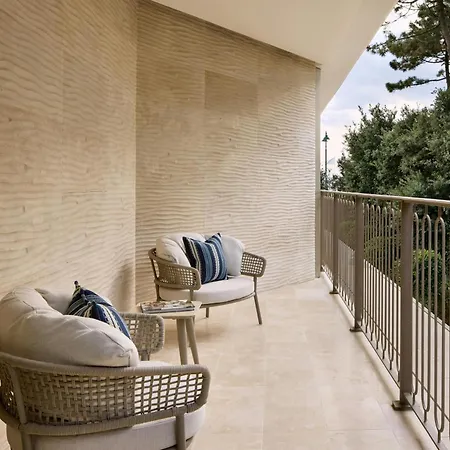 Principessa Dei Marmi, Autograph Collection 5*
